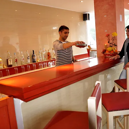 Haris Aparthotel 3*