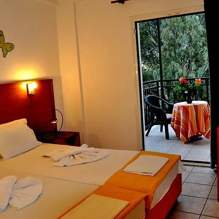 Haris Aparthotel